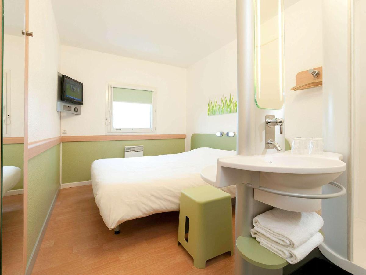 Ibis Budget Saint-Quentin Centre Gare Exterior foto