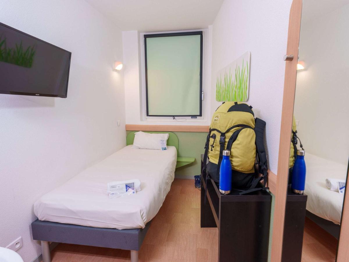 Ibis Budget Saint-Quentin Centre Gare Exterior foto