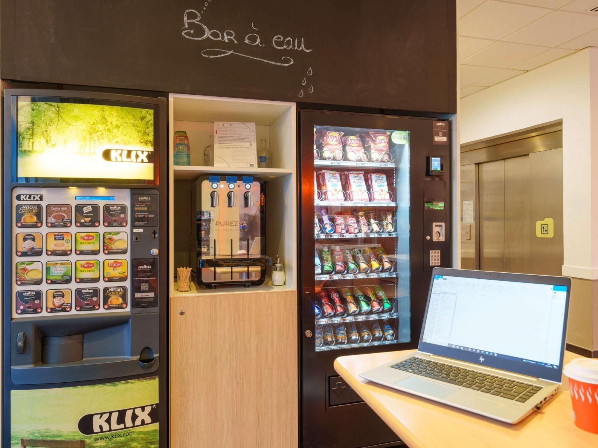 Ibis Budget Saint-Quentin Centre Gare Exterior foto