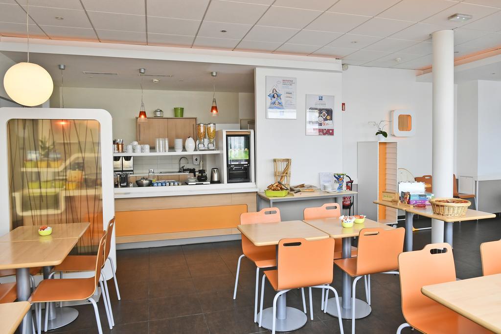Ibis Budget Saint-Quentin Centre Gare Exterior foto