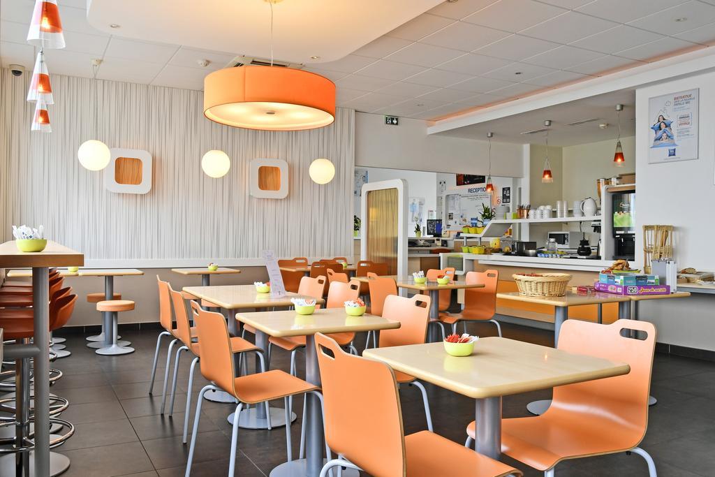 Ibis Budget Saint-Quentin Centre Gare Exterior foto